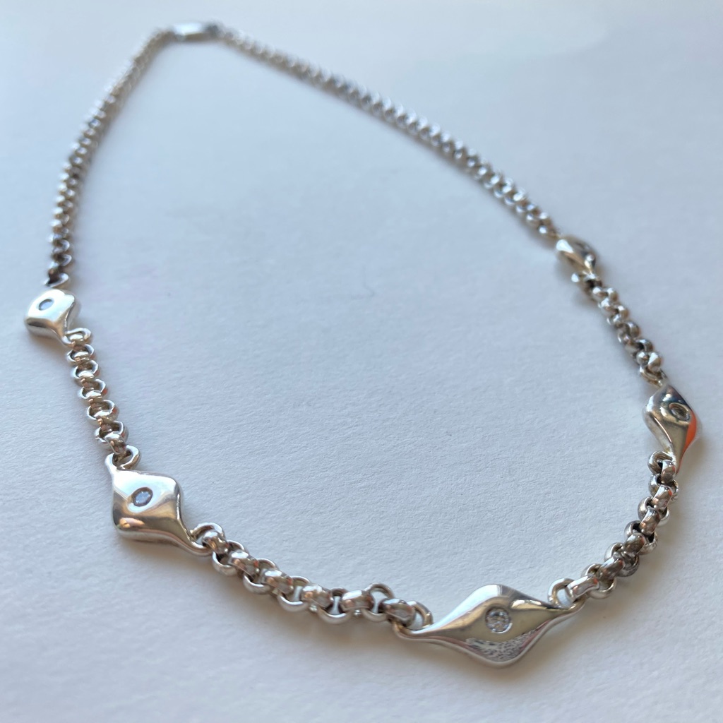 Silver Necklace With Diamond Detail